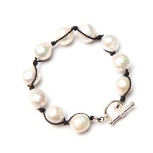 Baroque Pearl Bracelet White / Sterling Silver Toggle Closure