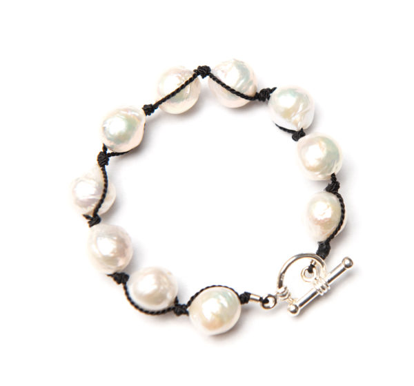 Baroque Pearl Bracelet White / Sterling Silver Toggle Closure
